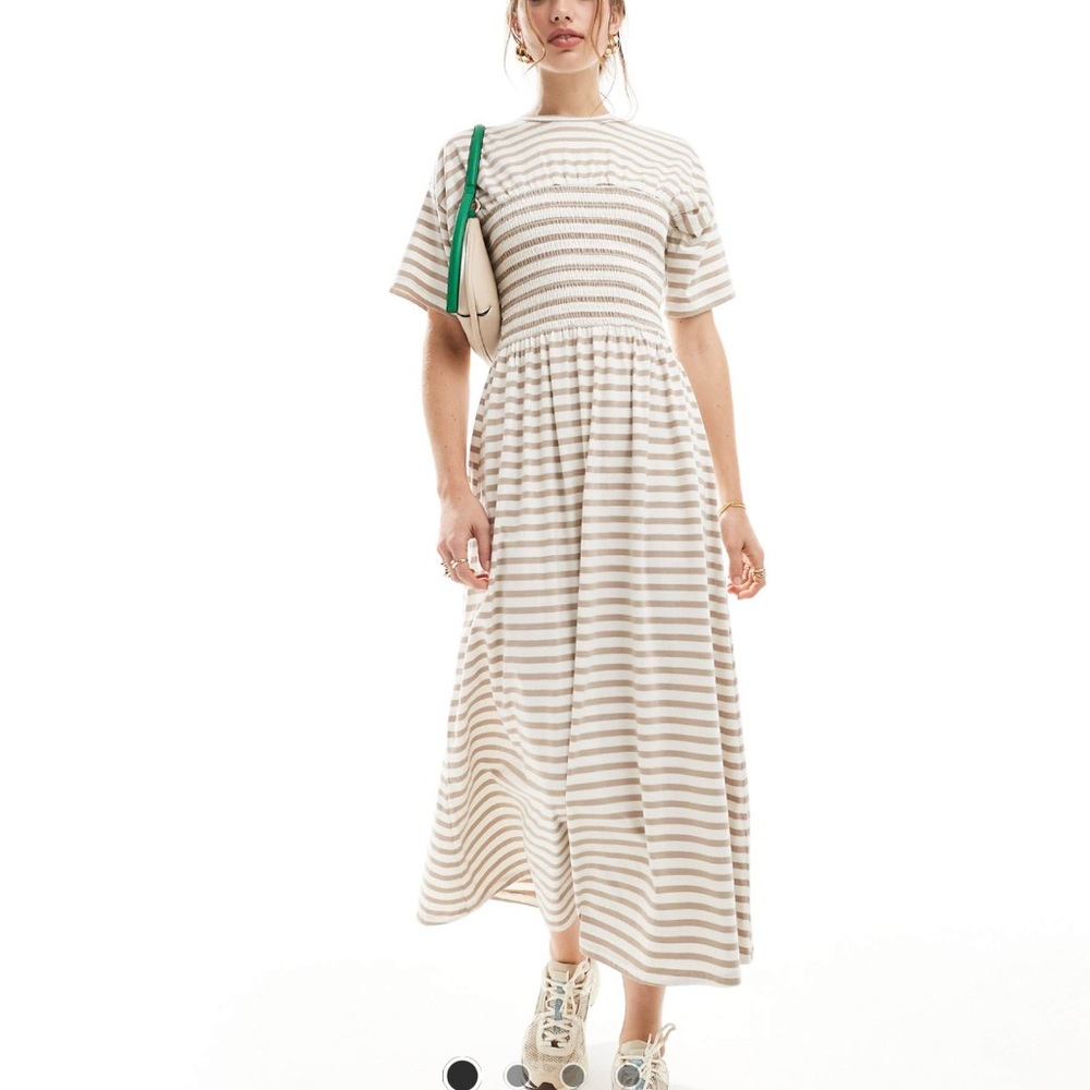 Cream Midi Dress with Elegant Design and Flattering Fit